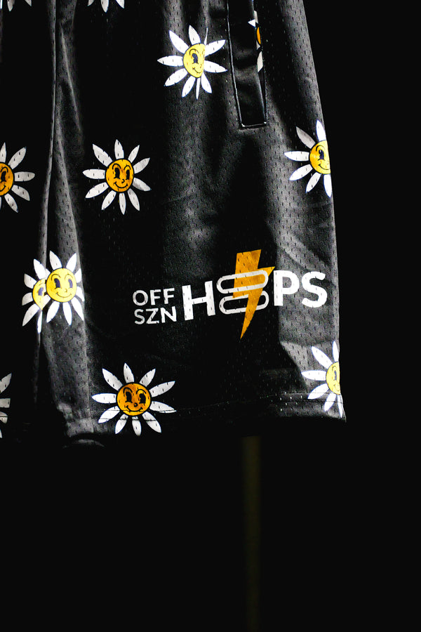 OFFSZN FLOWER SHORTS